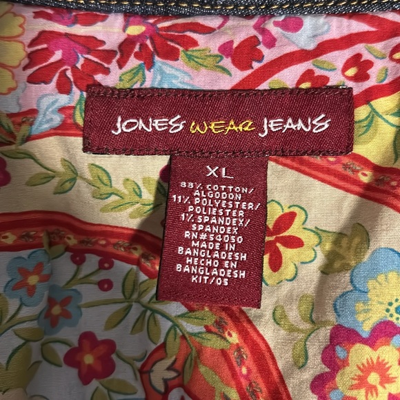 Dark Denim Jacket with Floral Lining, Size Xl - Picture 2 of 9